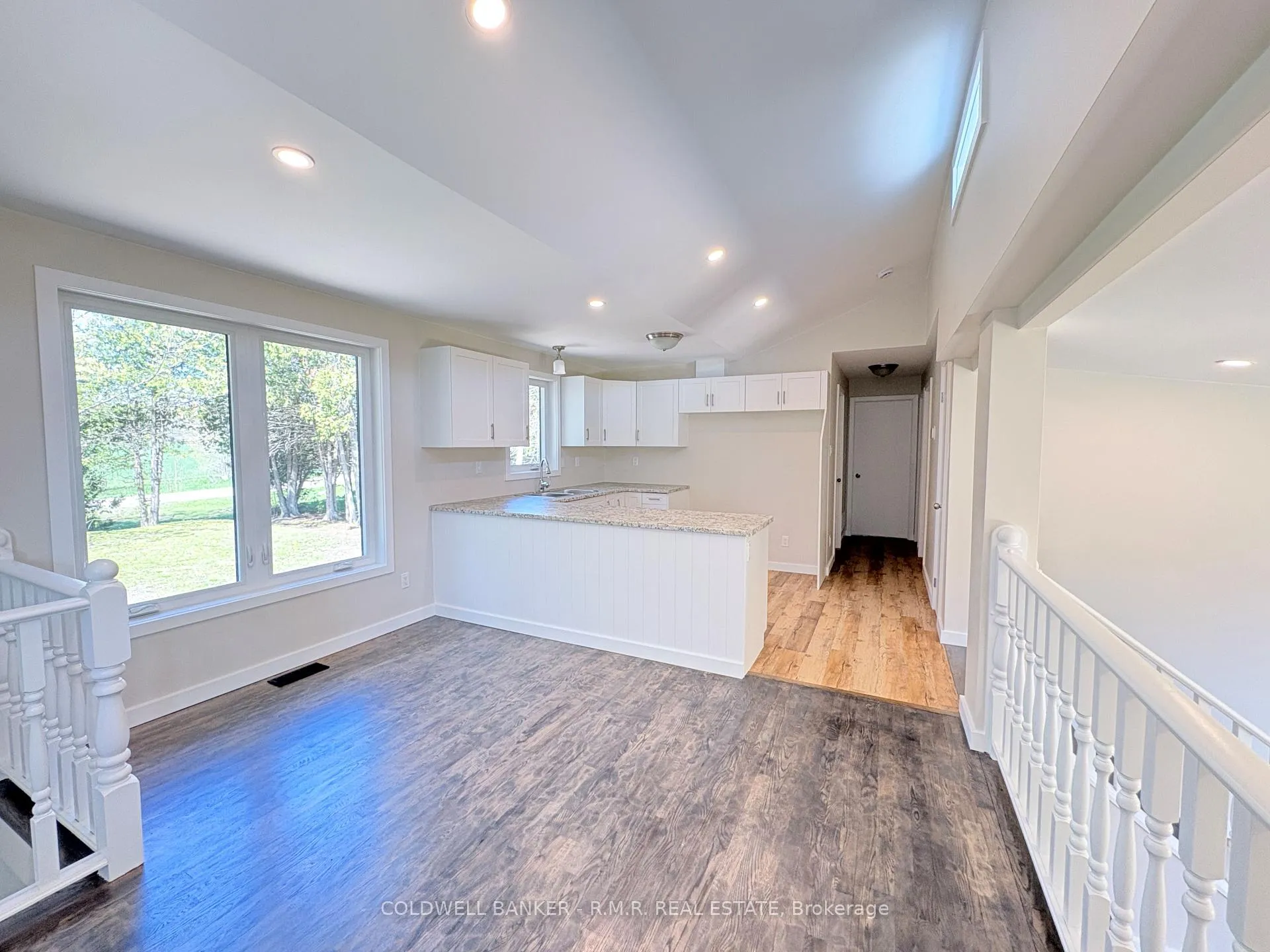 Photo 7 of 1355 Furniss Drive, Ramara, Brechin — HOMEH