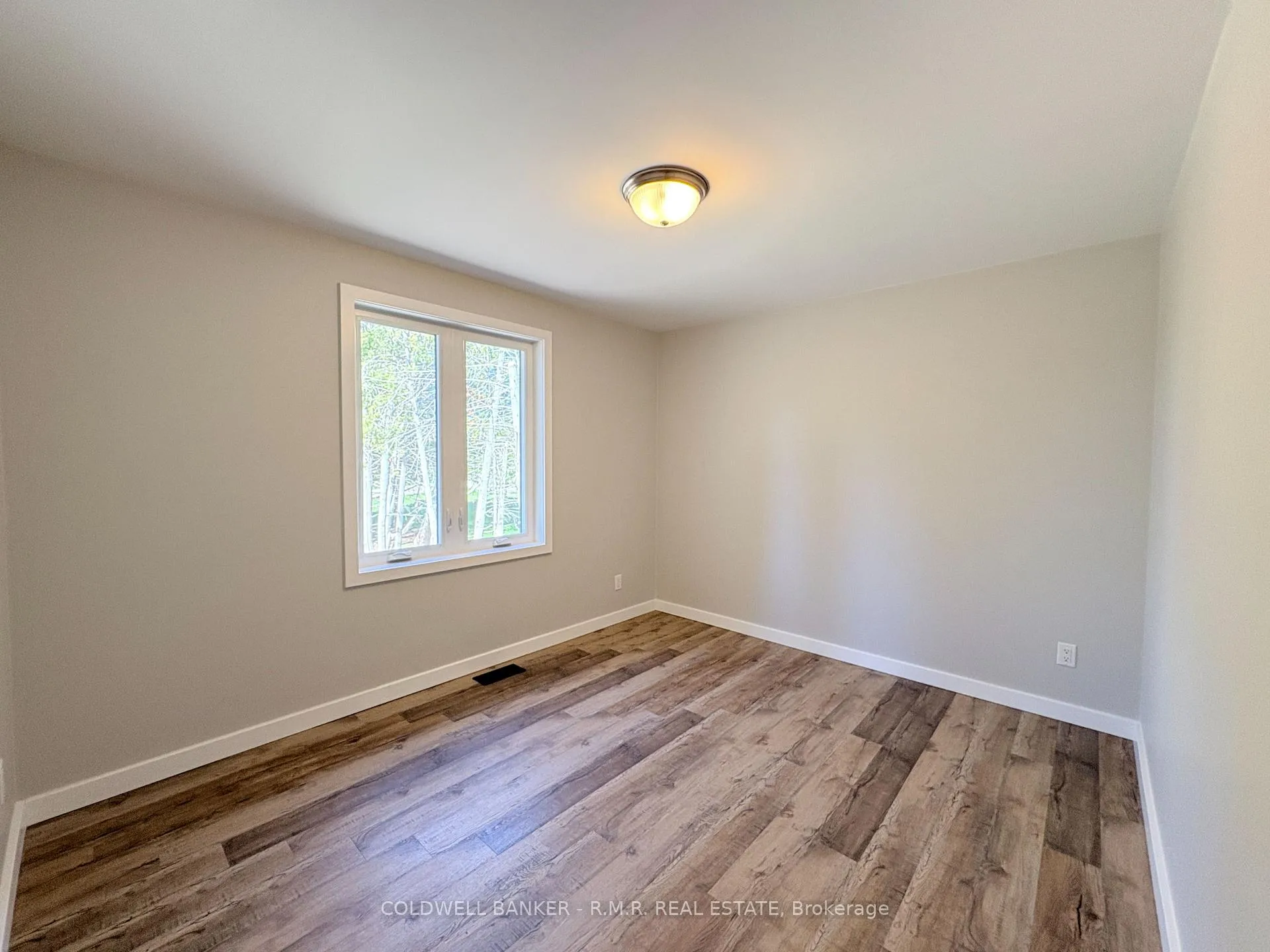 Photo 19 of 1355 Furniss Drive, Ramara, Brechin — HOMEH