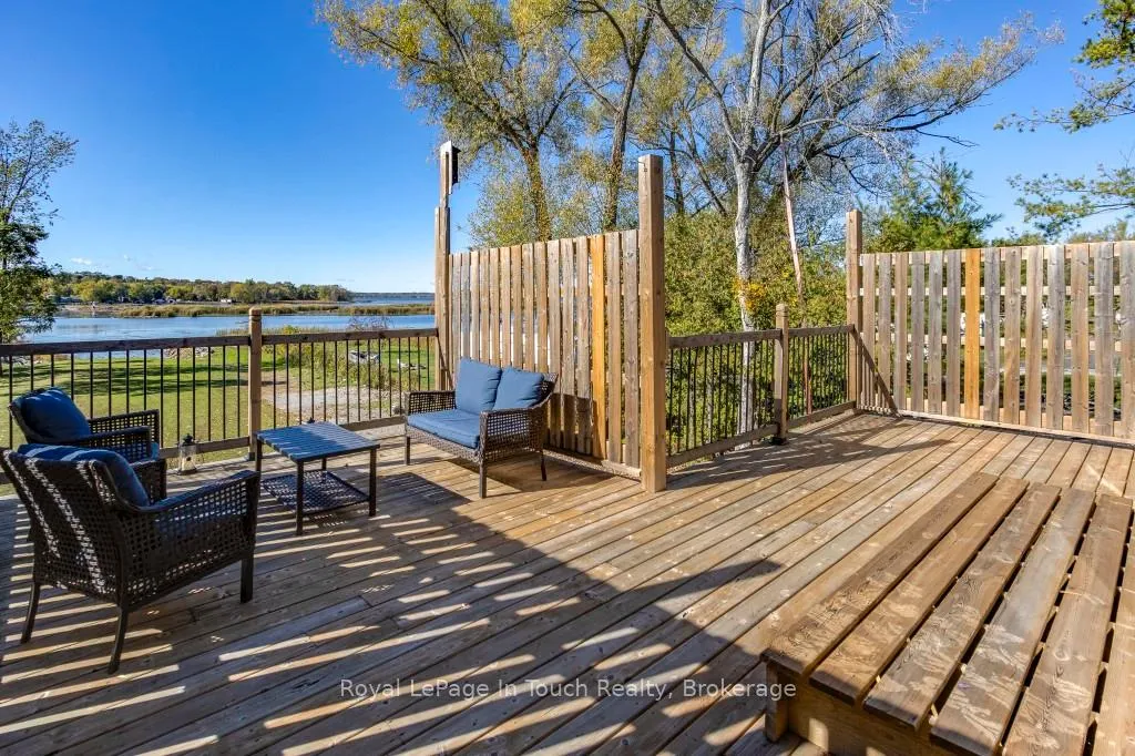 Photo of 142 Duck Bay Road