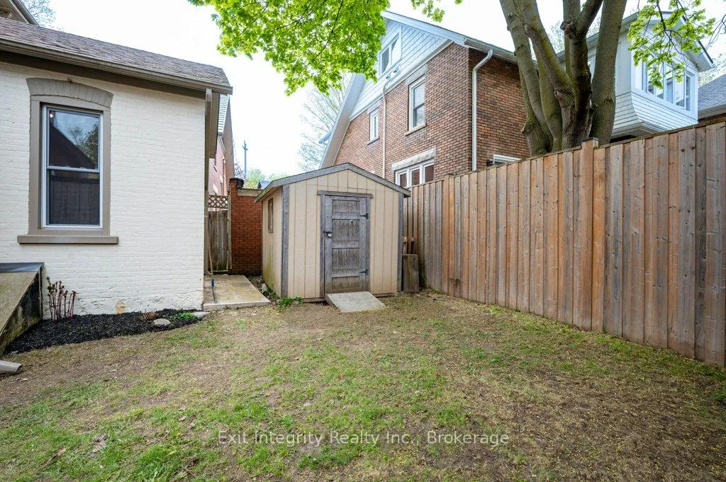 Photo 37 of 12 Clarence Place, Kitchener — HOMEH