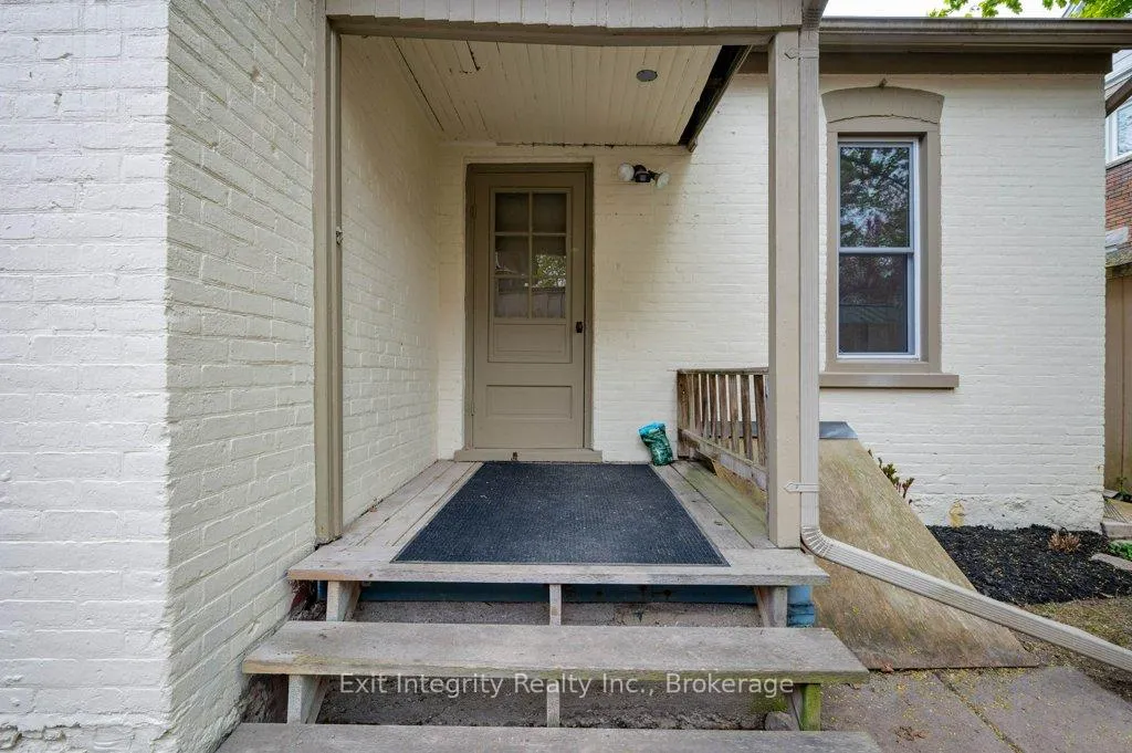 Photo 40 of 12 Clarence Place, Kitchener — HOMEH