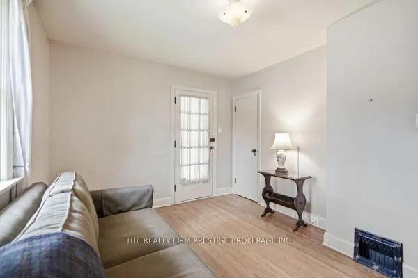 Photo 27 of 25 Carfrae Crescent, London, South F — HOMEH