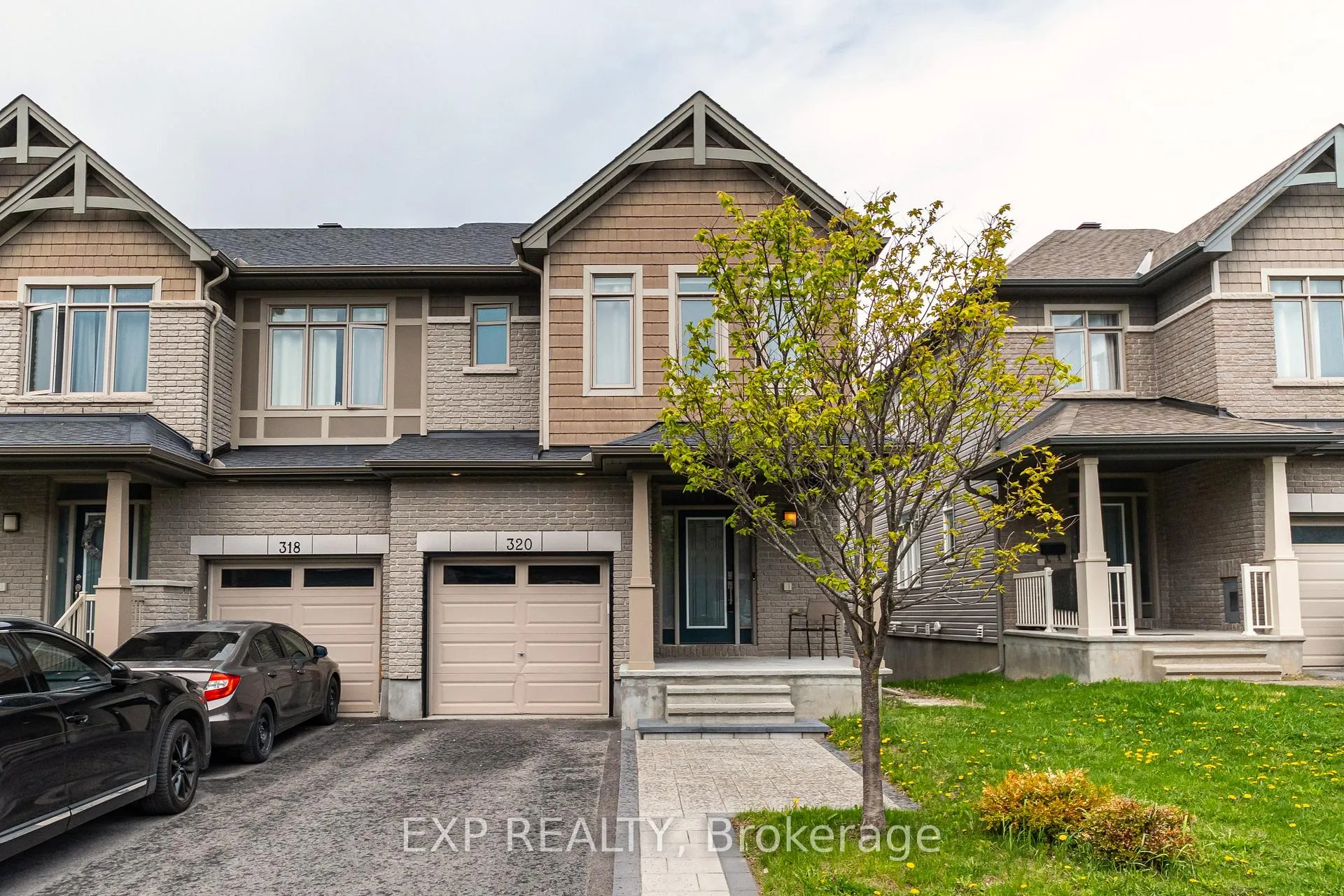 Photo 1 of 320 Broadridge Crescent, Ottawa, Mer Bleue/Bradley Estates/Anderson Park — HOMEH