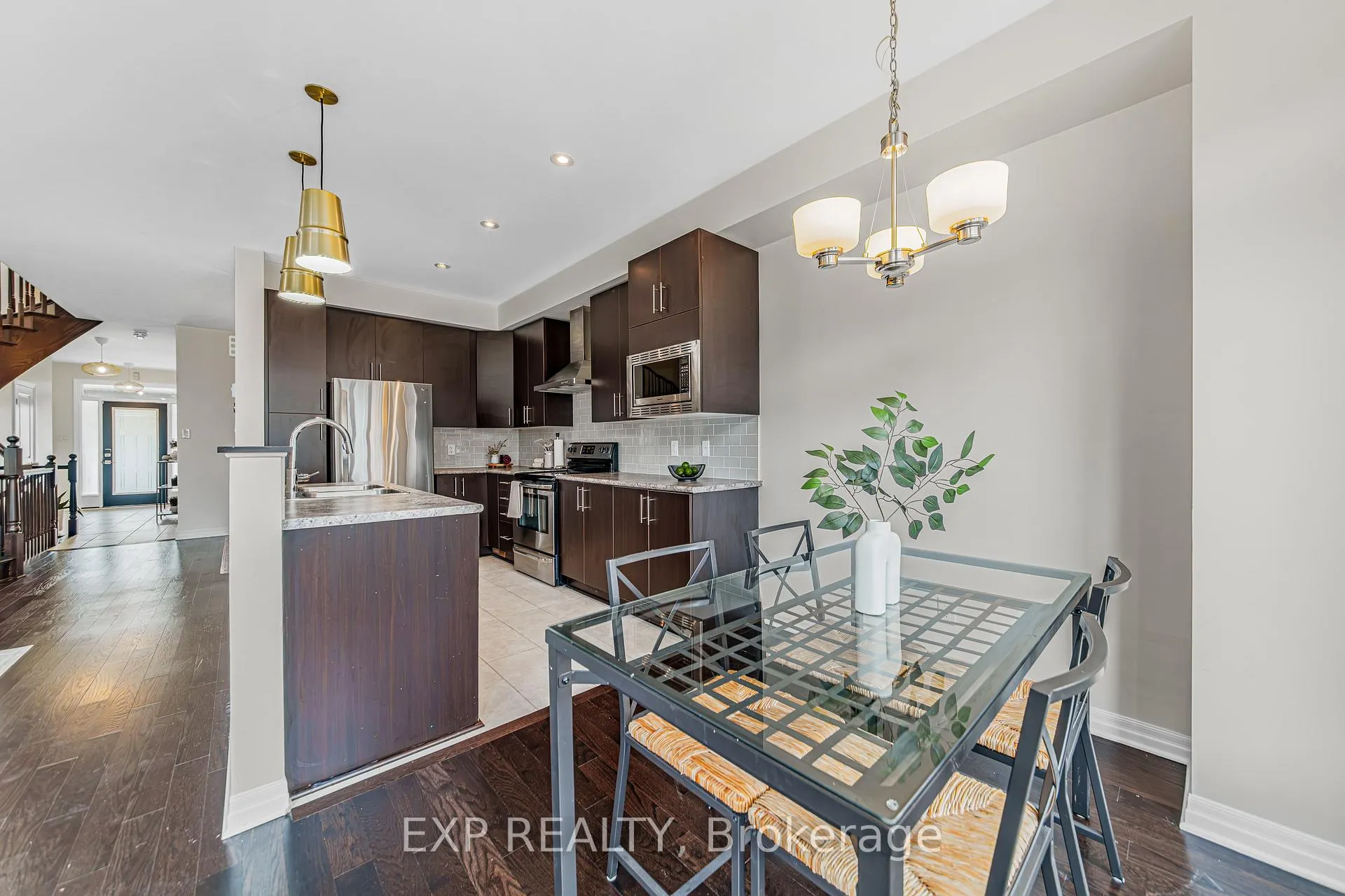 Photo 14 of 320 Broadridge Crescent, Ottawa, Mer Bleue/Bradley Estates/Anderson Park — HOMEH