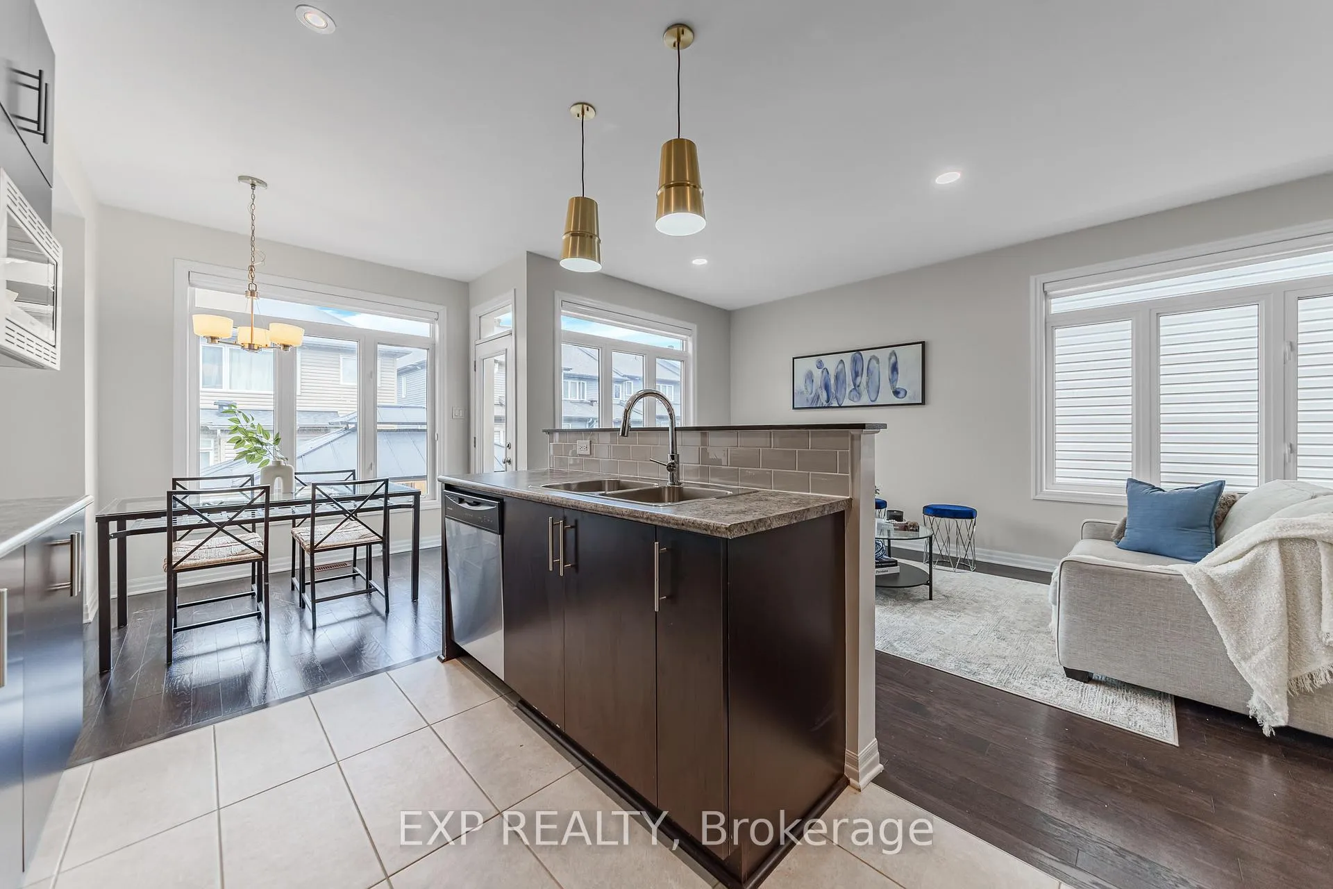 Photo 17 of 320 Broadridge Crescent, Ottawa, Mer Bleue/Bradley Estates/Anderson Park — HOMEH