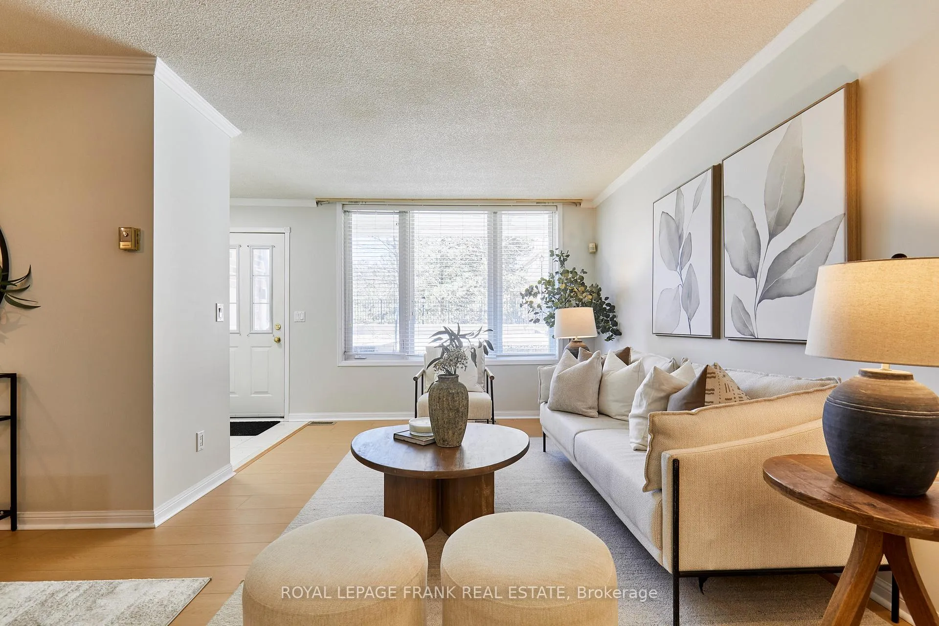 Photo 2 of Unit 707, 1400 The Esplanade N, Pickering, Town Centre — HOMEH