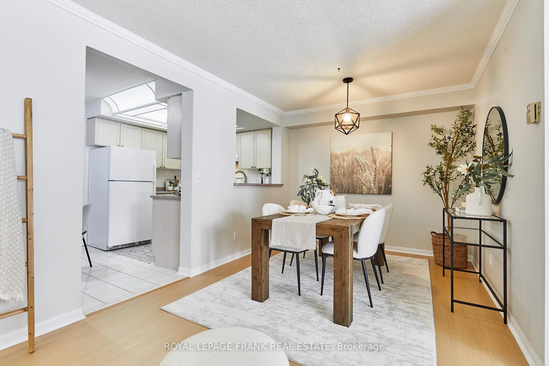 Photo 3 of Unit 707, 1400 The Esplanade N, Pickering, Town Centre — HOMEH