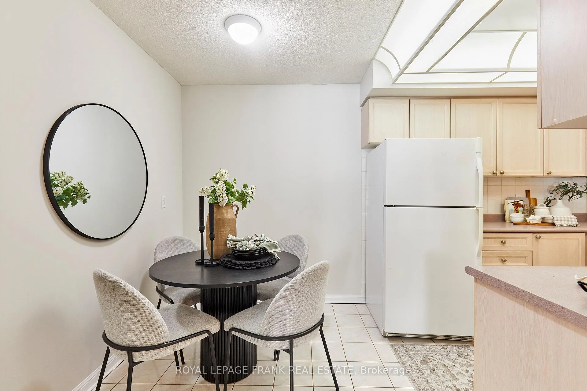 Photo 5 of Unit 707, 1400 The Esplanade N, Pickering, Town Centre — HOMEH