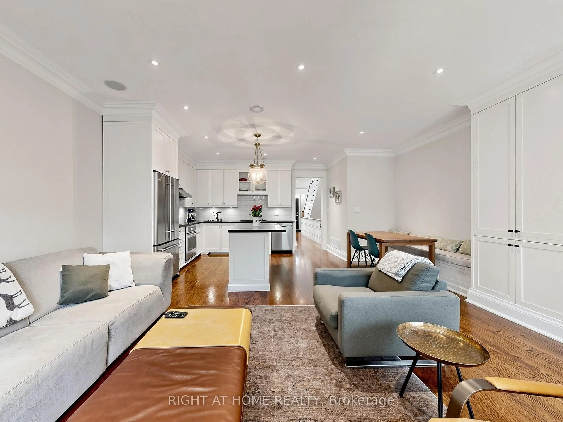 Photo 11 of 155 Rumsey Road, Toronto, Leaside — HOMEH