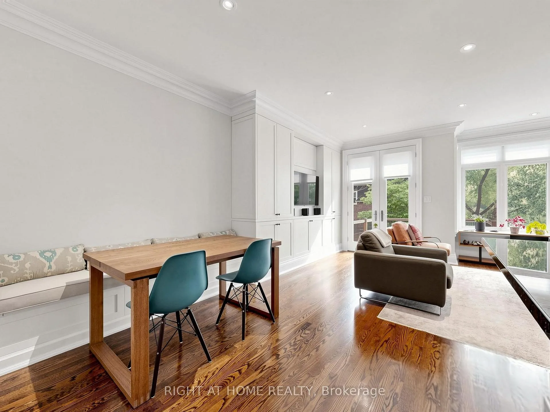 Photo 15 of 155 Rumsey Road, Toronto, Leaside — HOMEH