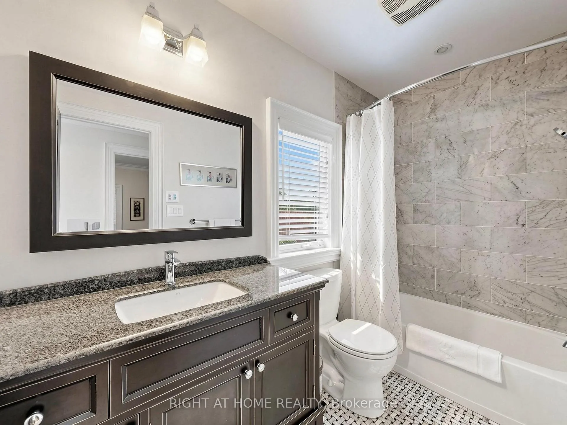 Photo 25 of 155 Rumsey Road, Toronto, Leaside — HOMEH