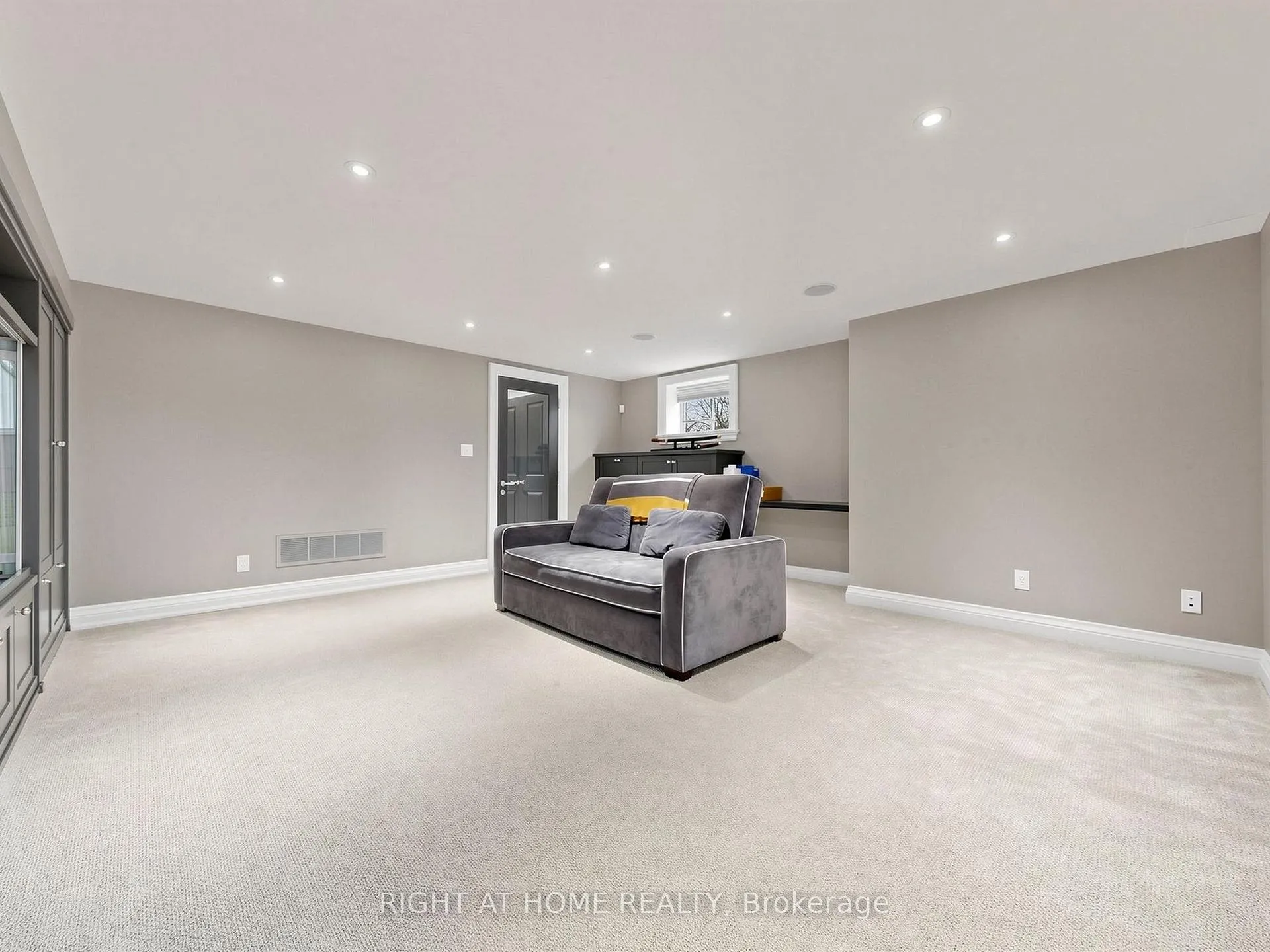 Photo 28 of 155 Rumsey Road, Toronto, Leaside — HOMEH