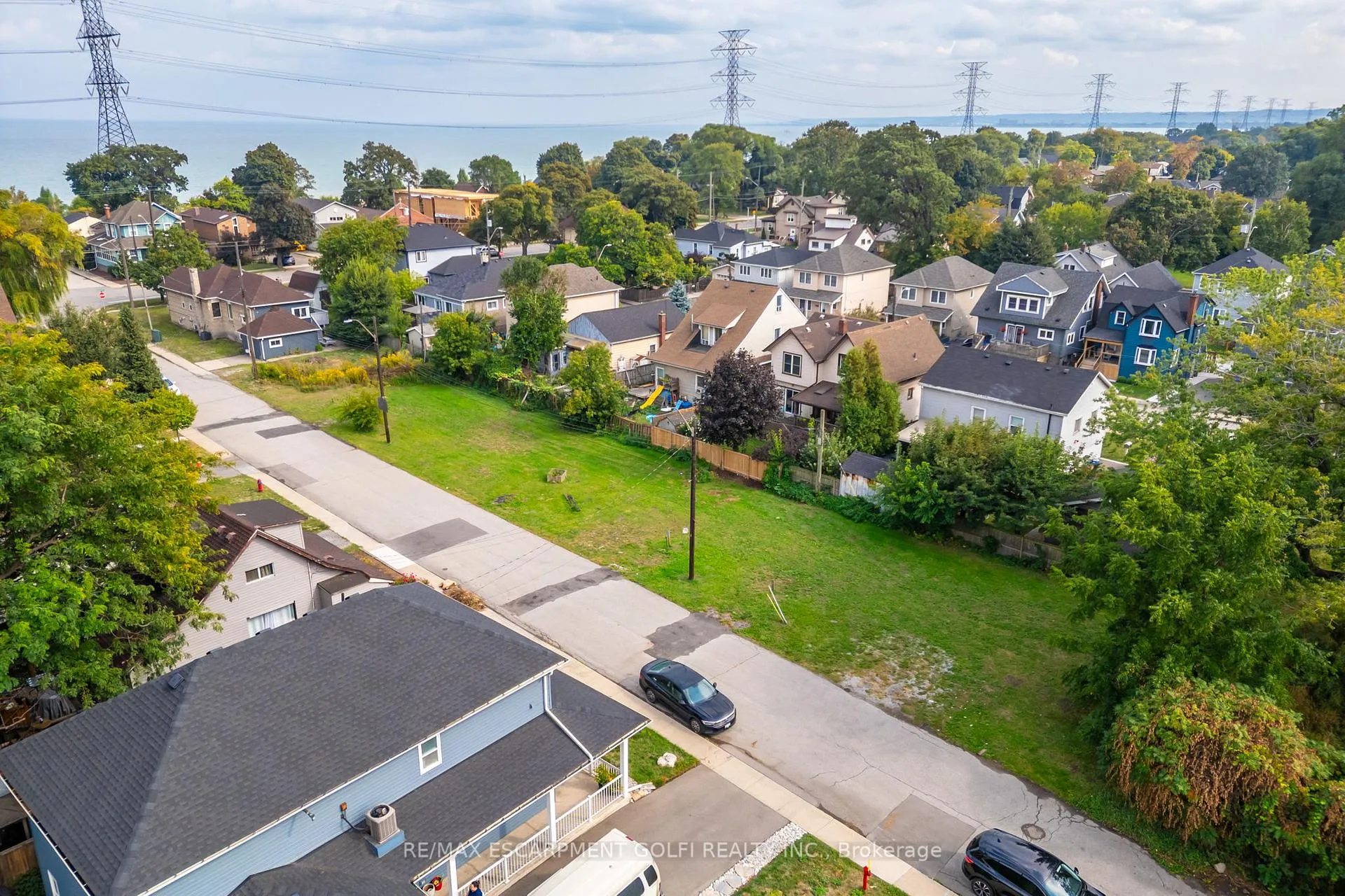 Photo 2 of 11 Knapmans Drive, Hamilton, Hamilton Beach — HOMEH