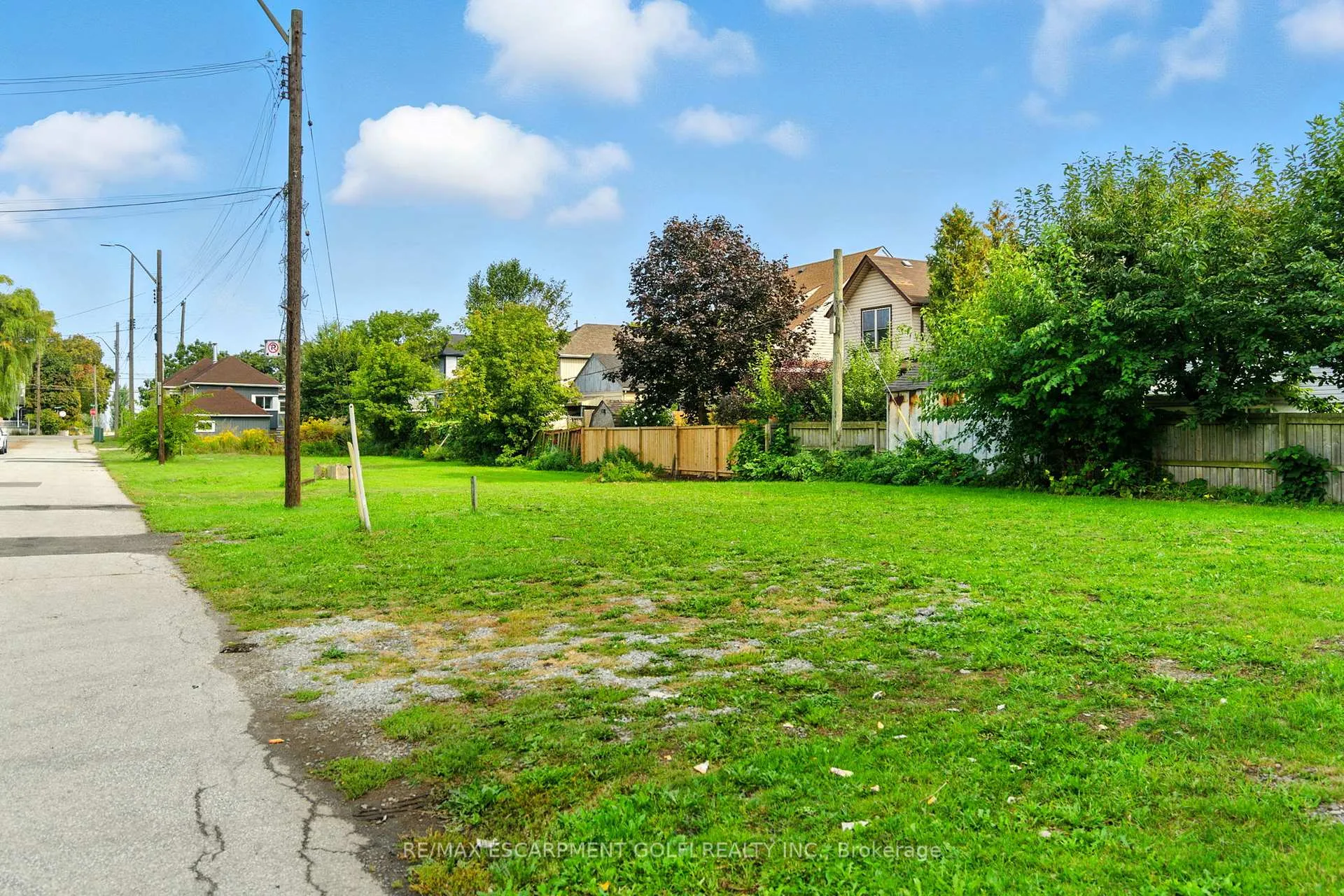 Photo 10 of 11 Knapmans Drive, Hamilton, Hamilton Beach — HOMEH