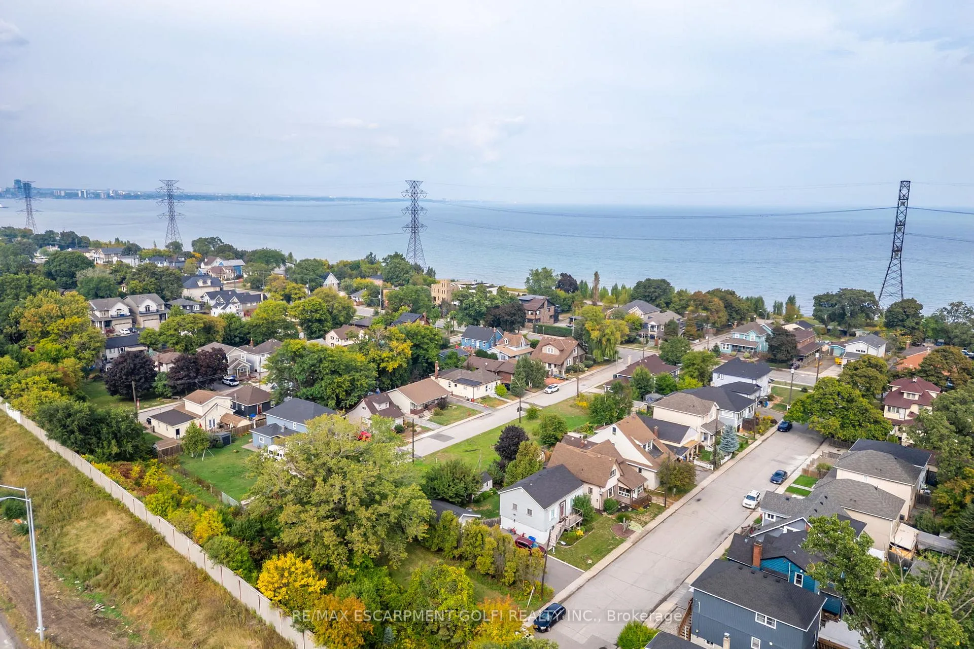 Photo 21 of 11 Knapmans Drive, Hamilton, Hamilton Beach — HOMEH