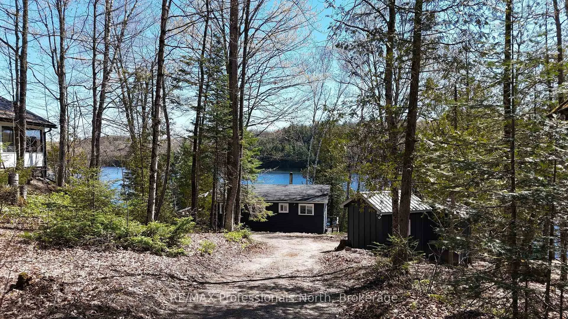 Photo 2 of 1080 Heart's Content Drive, Highlands East, Glamorgan — HOMEH