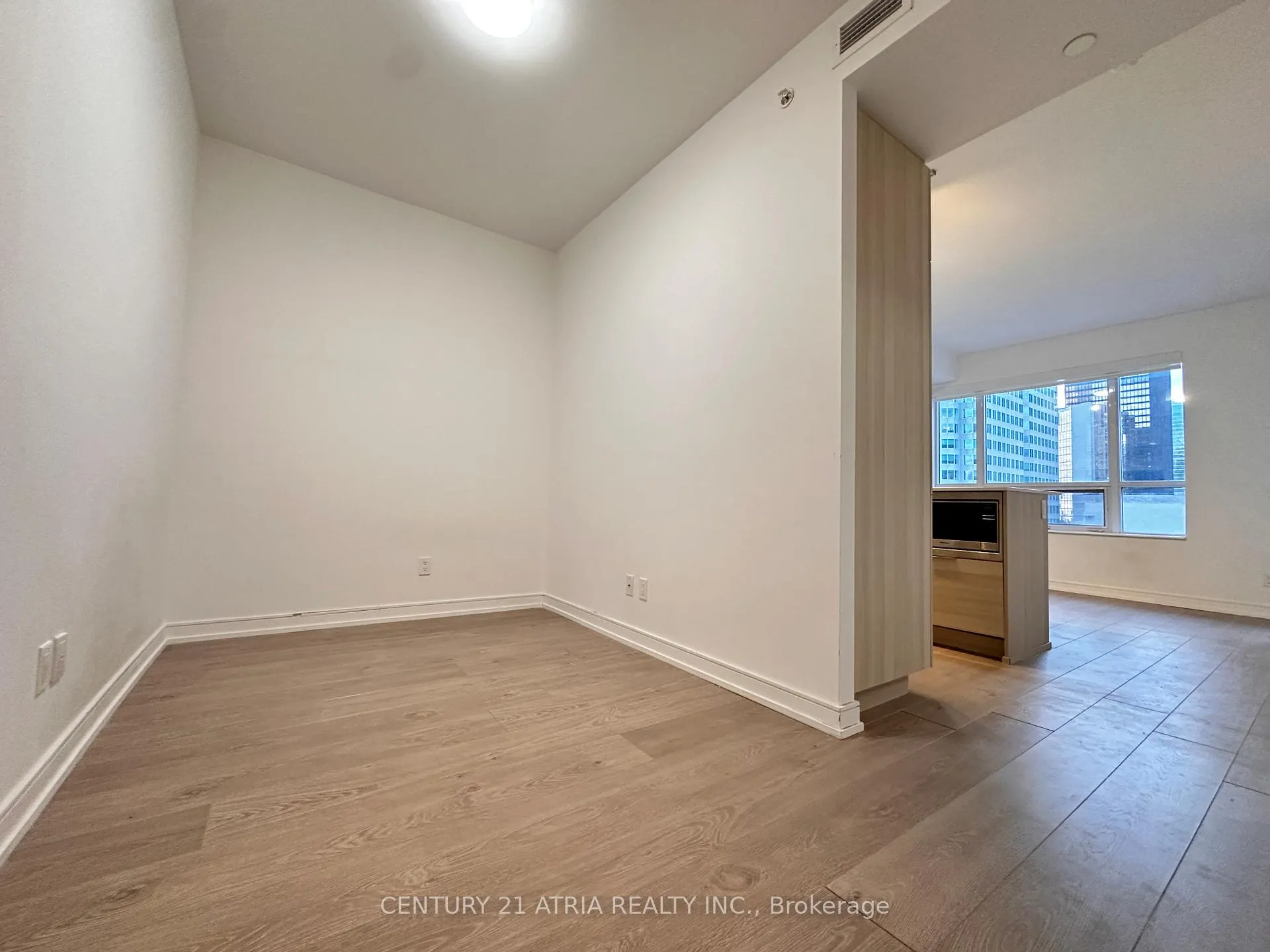Photo 7 of Unit 1801, 88 Scott Street, Toronto, Church-Yonge Corridor — HOMEH