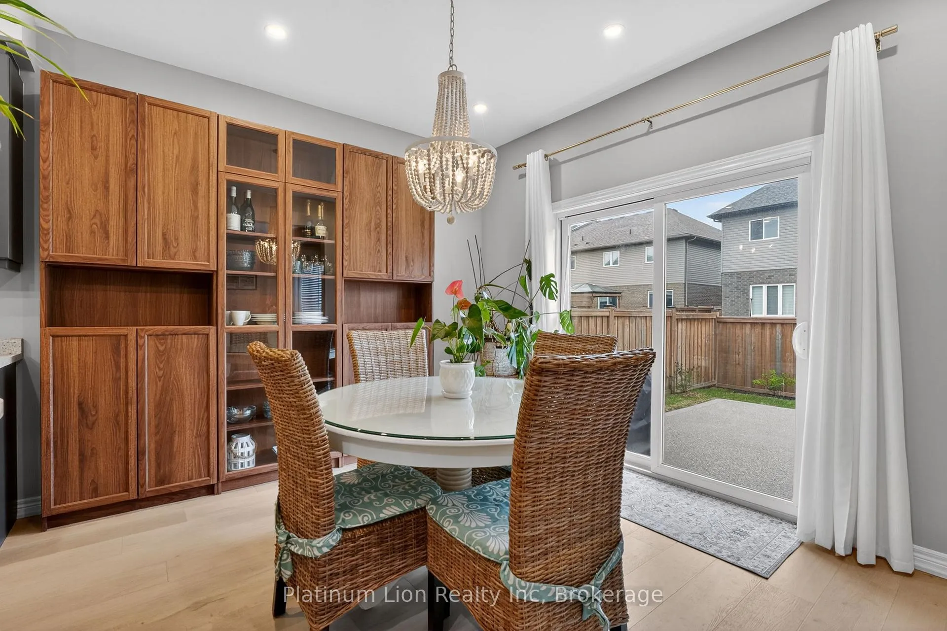 Photo 16 of 62 Bethune Avenue, Hamilton, Rural Glanbrook — HOMEH