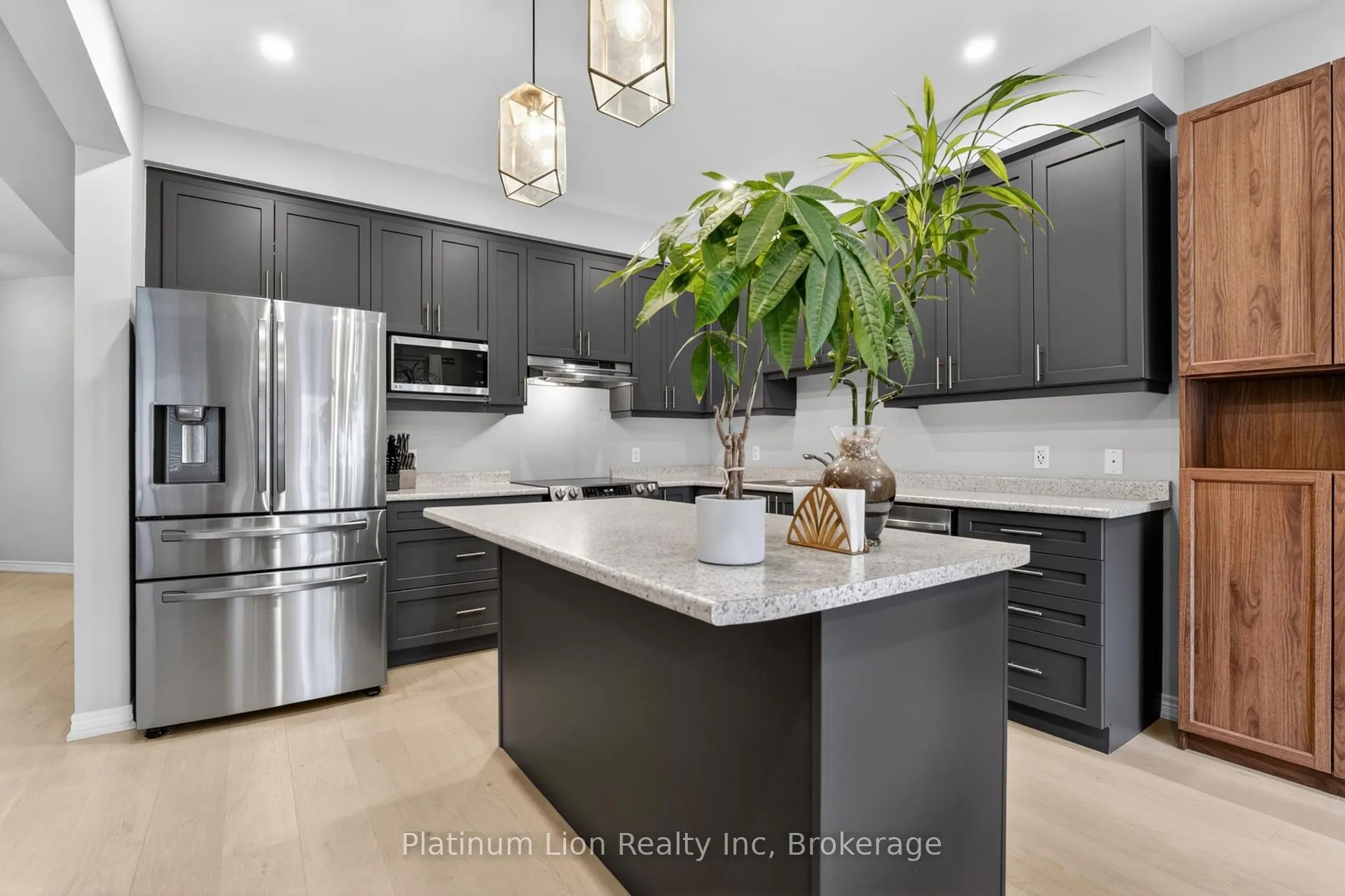 Photo 19 of 62 Bethune Avenue, Hamilton, Rural Glanbrook — HOMEH