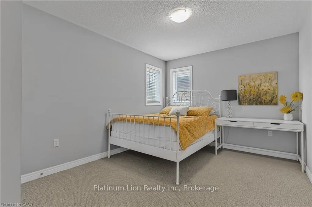 Photo 32 of 62 Bethune Avenue, Hamilton, Rural Glanbrook — HOMEH