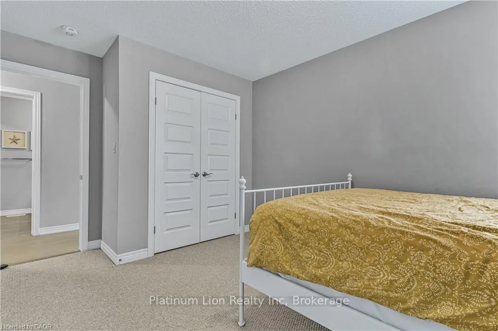 Photo 33 of 62 Bethune Avenue, Hamilton, Rural Glanbrook — HOMEH