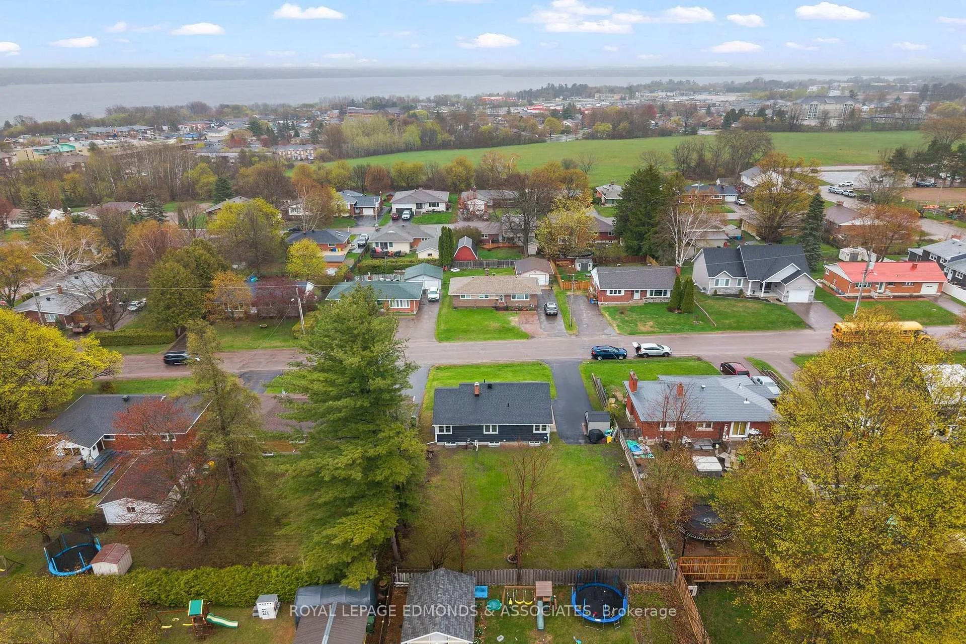 Photo 47 of 266 Clemow Avenue, Pembroke — HOMEH