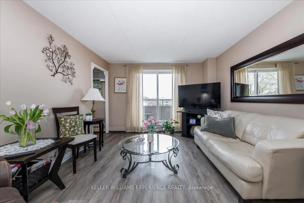 Photo 3 of Unit 508, 414 Blake Street, Barrie, Codrington — HOMEH