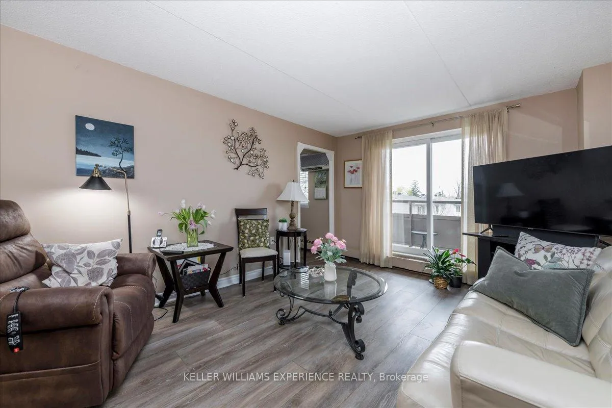 Photo 7 of Unit 508, 414 Blake Street, Barrie, Codrington — HOMEH
