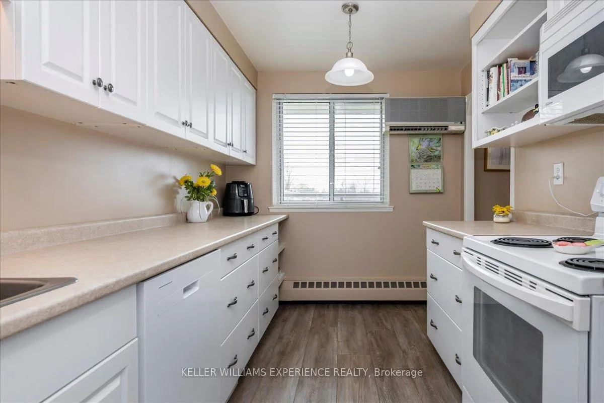 Photo 8 of Unit 508, 414 Blake Street, Barrie, Codrington — HOMEH