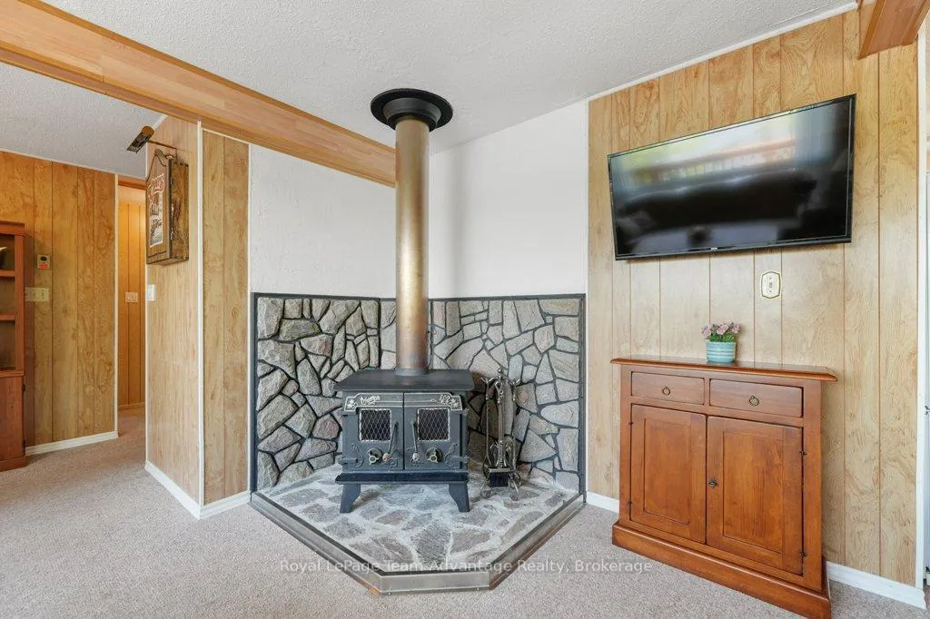 Photo 26 of 47 Ridgeway Drive, Carling — HOMEH