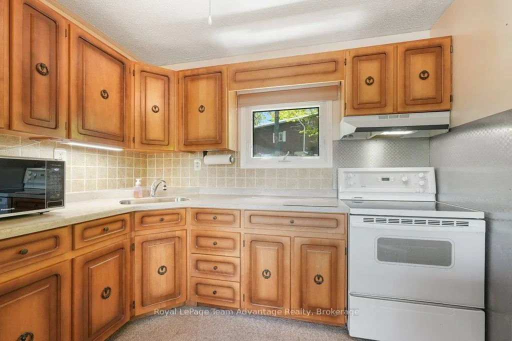 Photo 29 of 47 Ridgeway Drive, Carling — HOMEH
