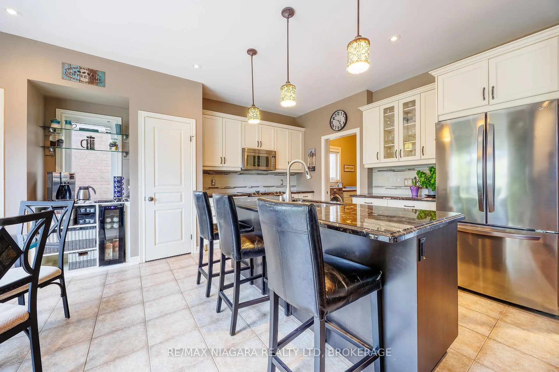 Photo 18 of 5744 Jake Crescent, Niagara Falls, Forestview — HOMEH
