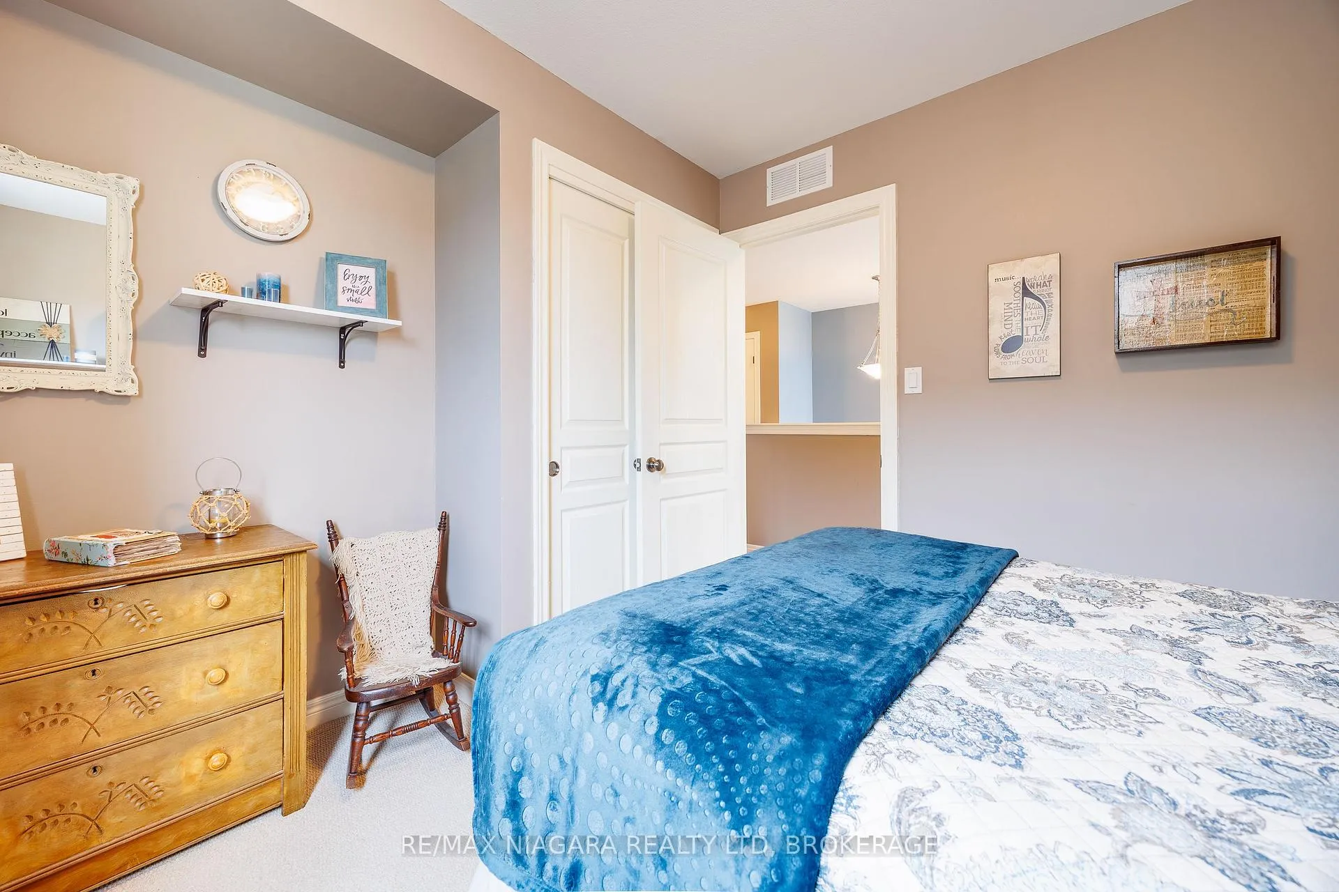Photo 24 of 5744 Jake Crescent, Niagara Falls, Forestview — HOMEH