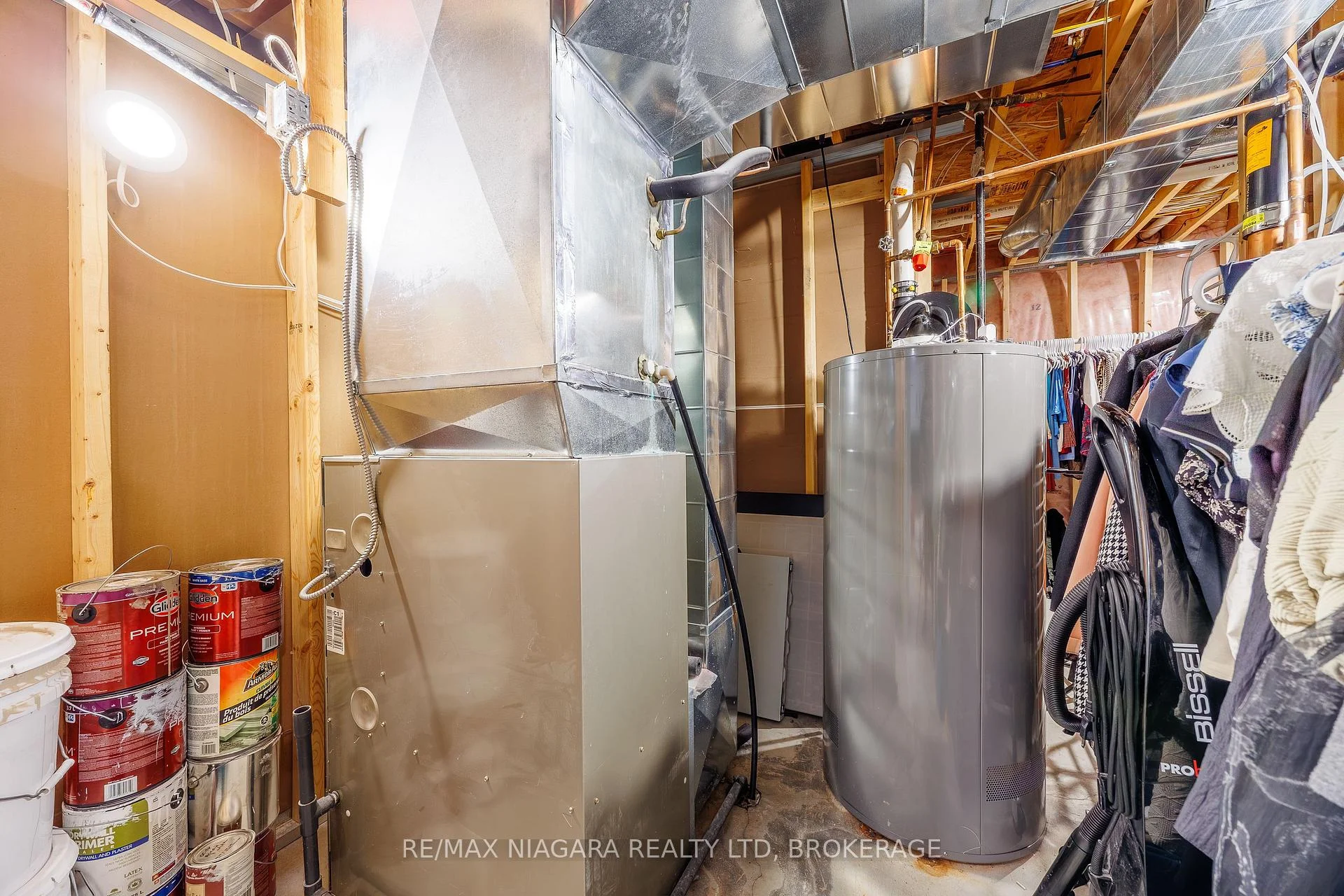 Photo 46 of 5744 Jake Crescent, Niagara Falls, Forestview — HOMEH
