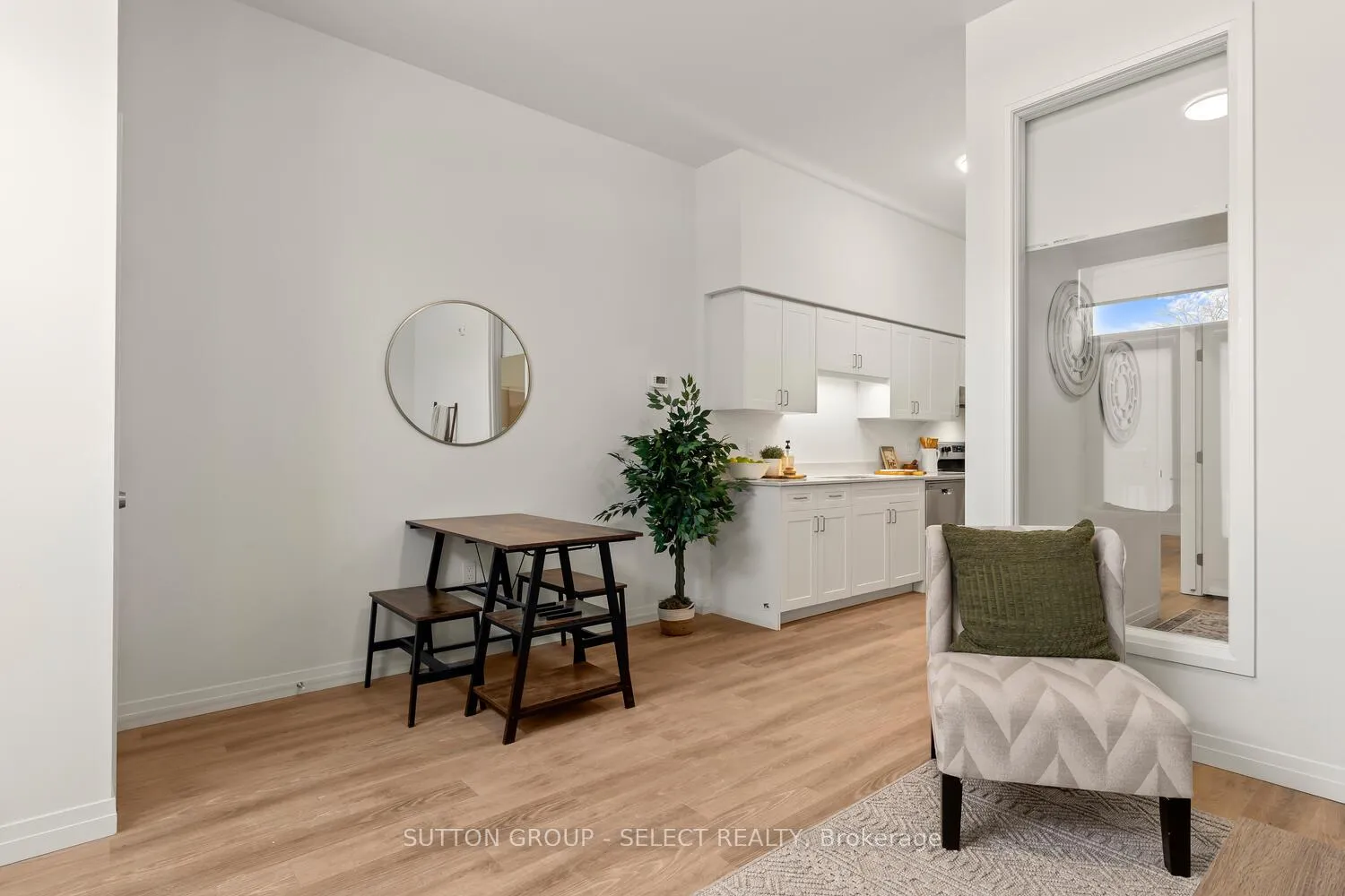 Photo 20 of Unit 103, 351 Hill Street, London, East K — HOMEH