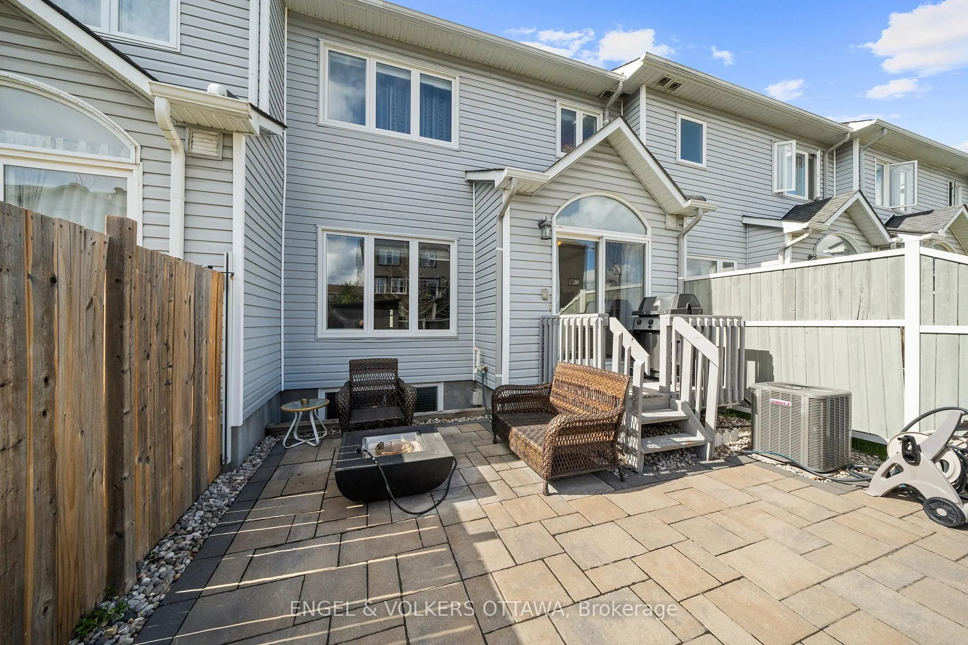 Photo 20 of 107 Mancini Way, Ottawa, Barrhaven - Strandherd — HOMEH