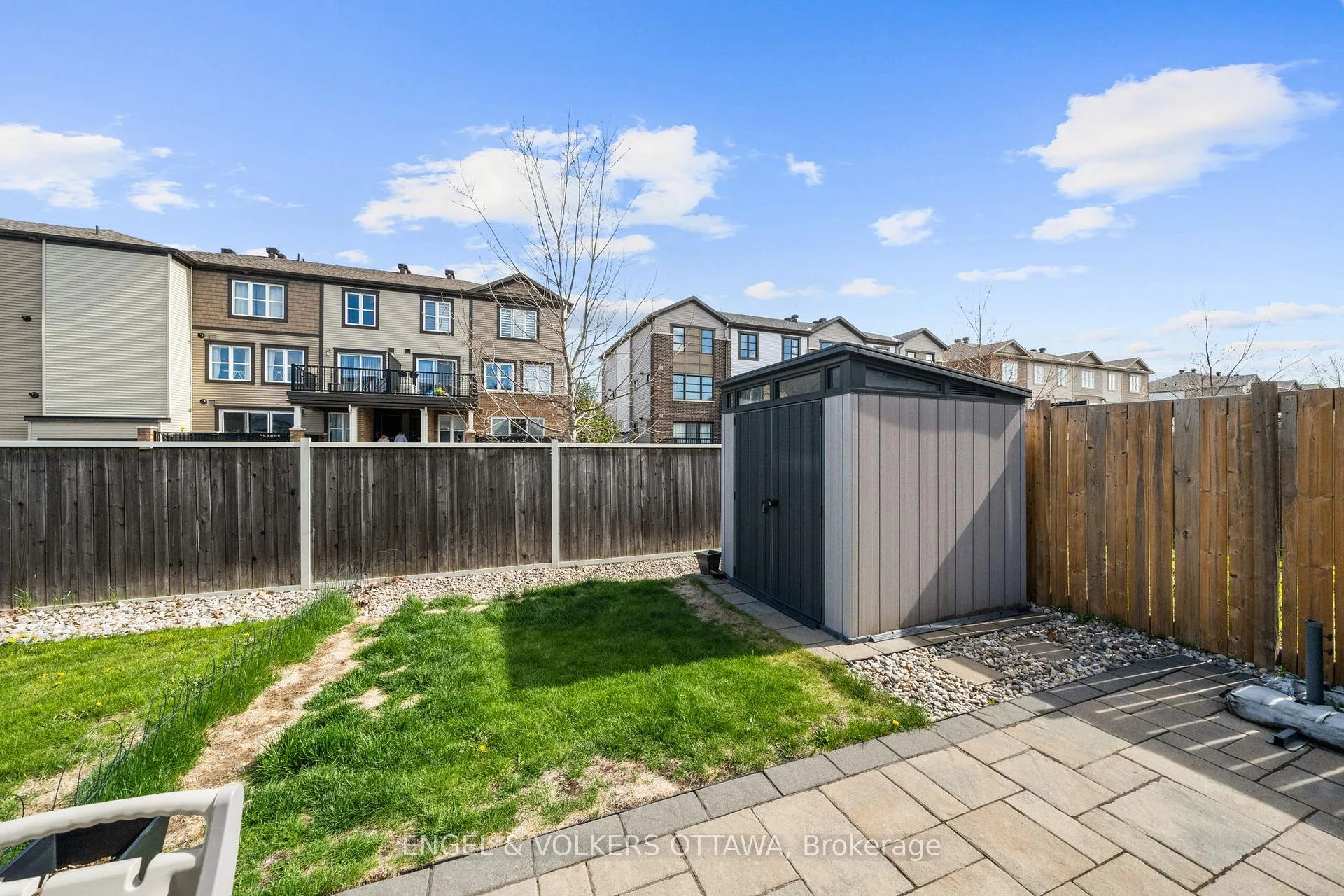 Photo 21 of 107 Mancini Way, Ottawa, Barrhaven - Strandherd — HOMEH
