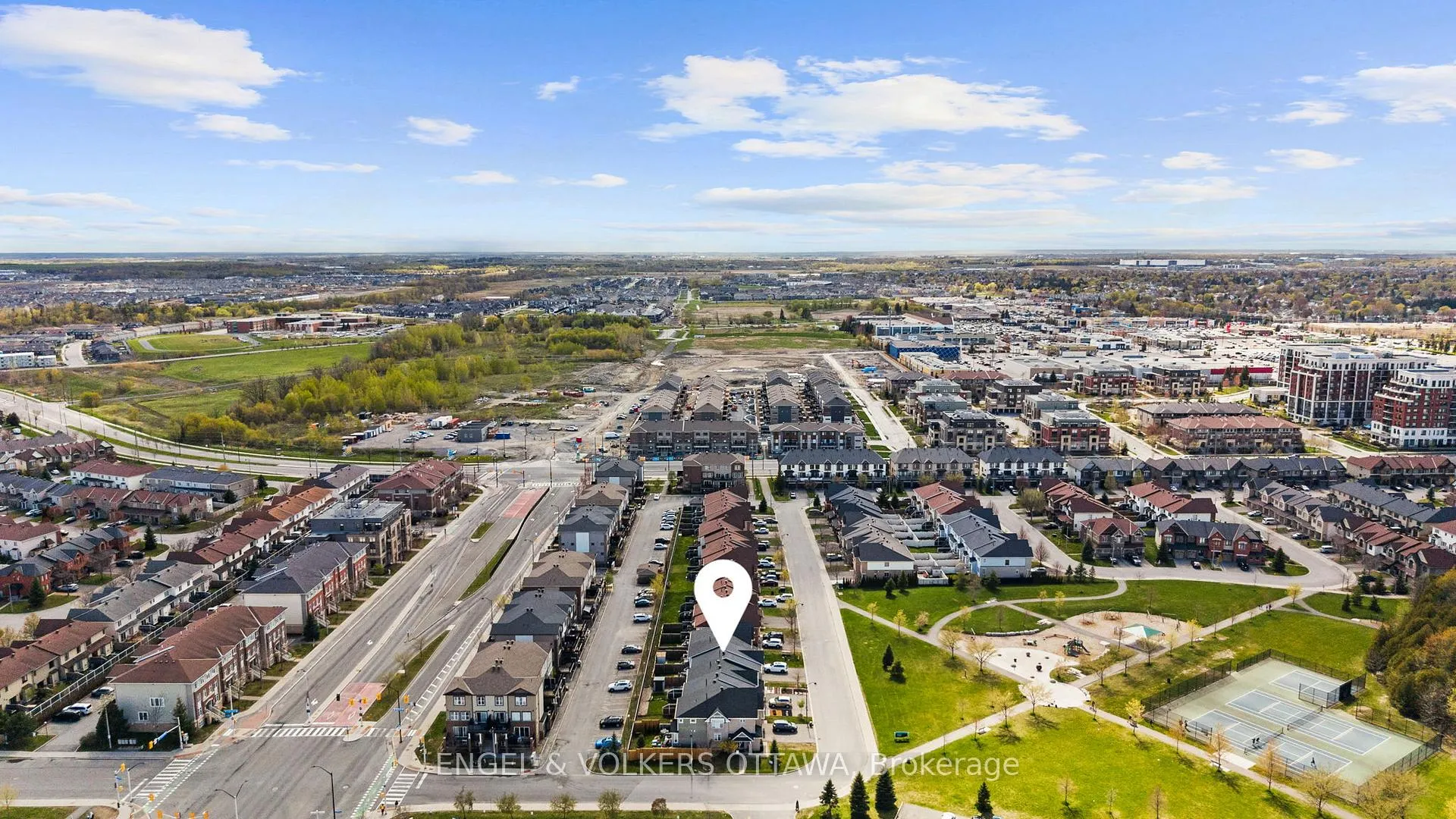 Photo 25 of 107 Mancini Way, Ottawa, Barrhaven - Strandherd — HOMEH