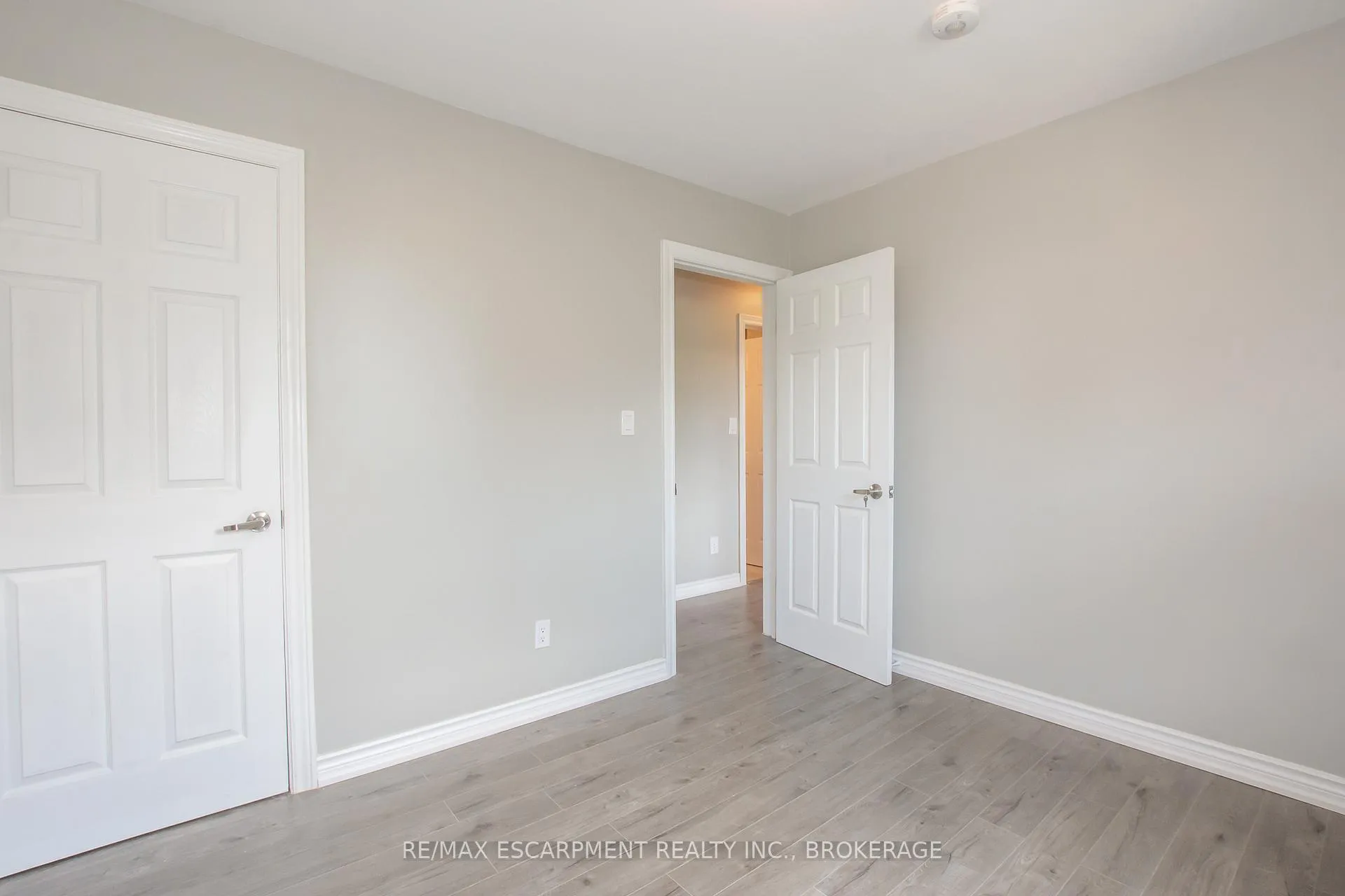 Photo 30 of Unit Main, 2 Wolfdale Place, St. Catharines, Lakeport — HOMEH