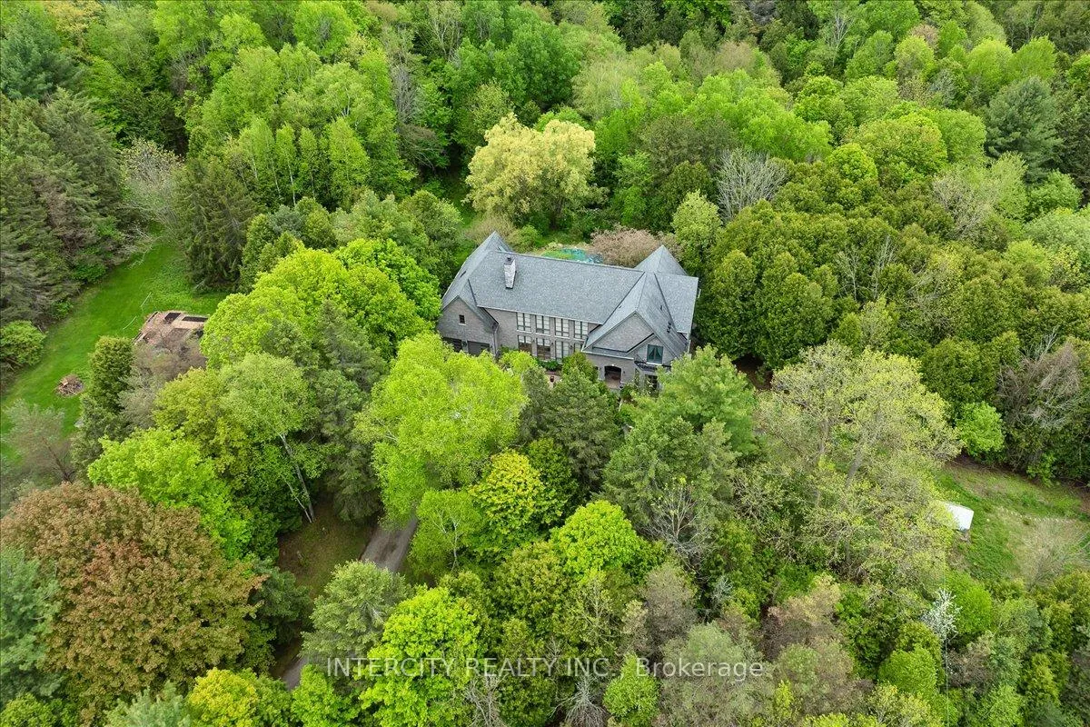 Photo 4 of 15600 7th Concession Road, King, Pottageville — HOMEH