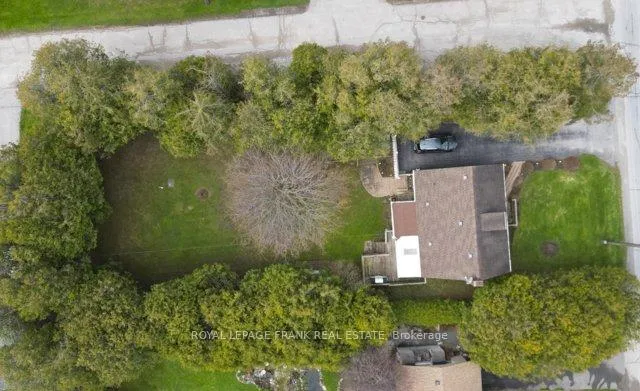 Photo 2 of 43 Toronto Street, Clarington, Newcastle — HOMEH