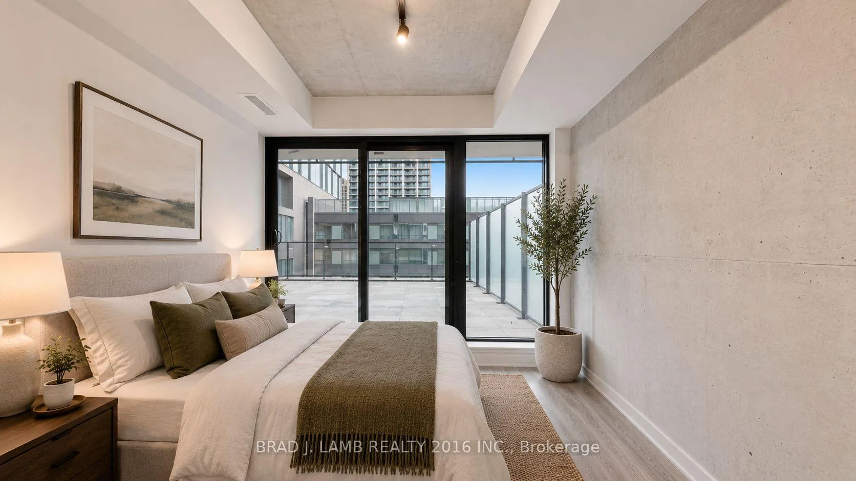 Photo 3 of Unit 906, 284 King Street E, Toronto, Moss Park — HOMEH