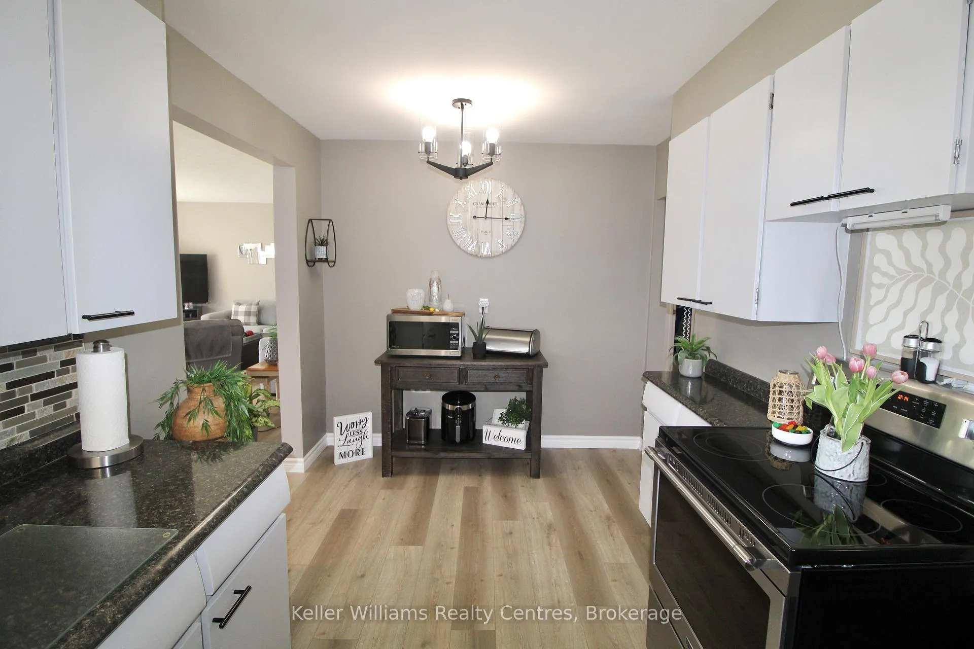 Photo 10 of 587 11th Street, Hanover — HOMEH