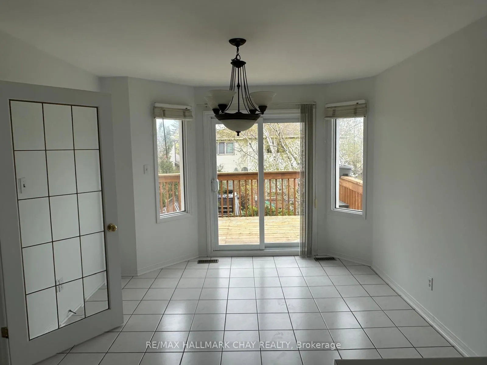 Photo 6 of UPPER - 16 Cuthbert Street, Barrie, Ardagh — HOMEH