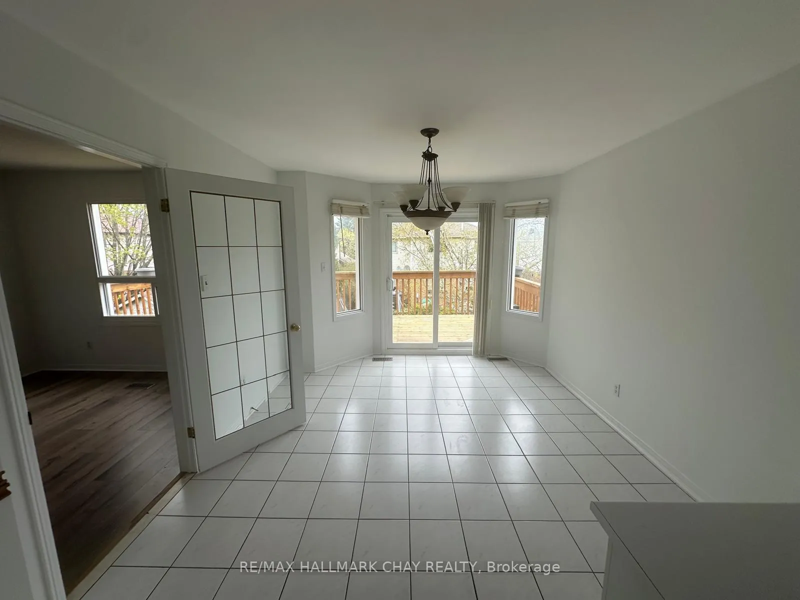 Photo 7 of UPPER - 16 Cuthbert Street, Barrie, Ardagh — HOMEH