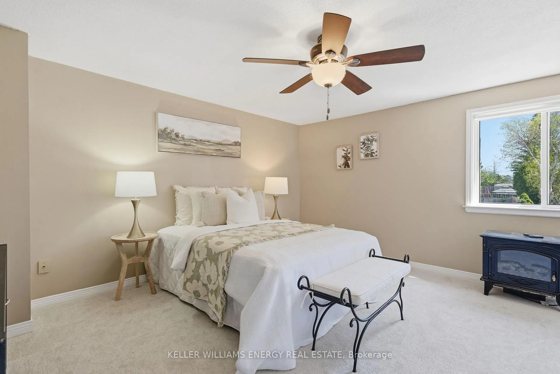 Photo 13 of 132 Castlebar Crescent, Oshawa, Vanier — HOMEH