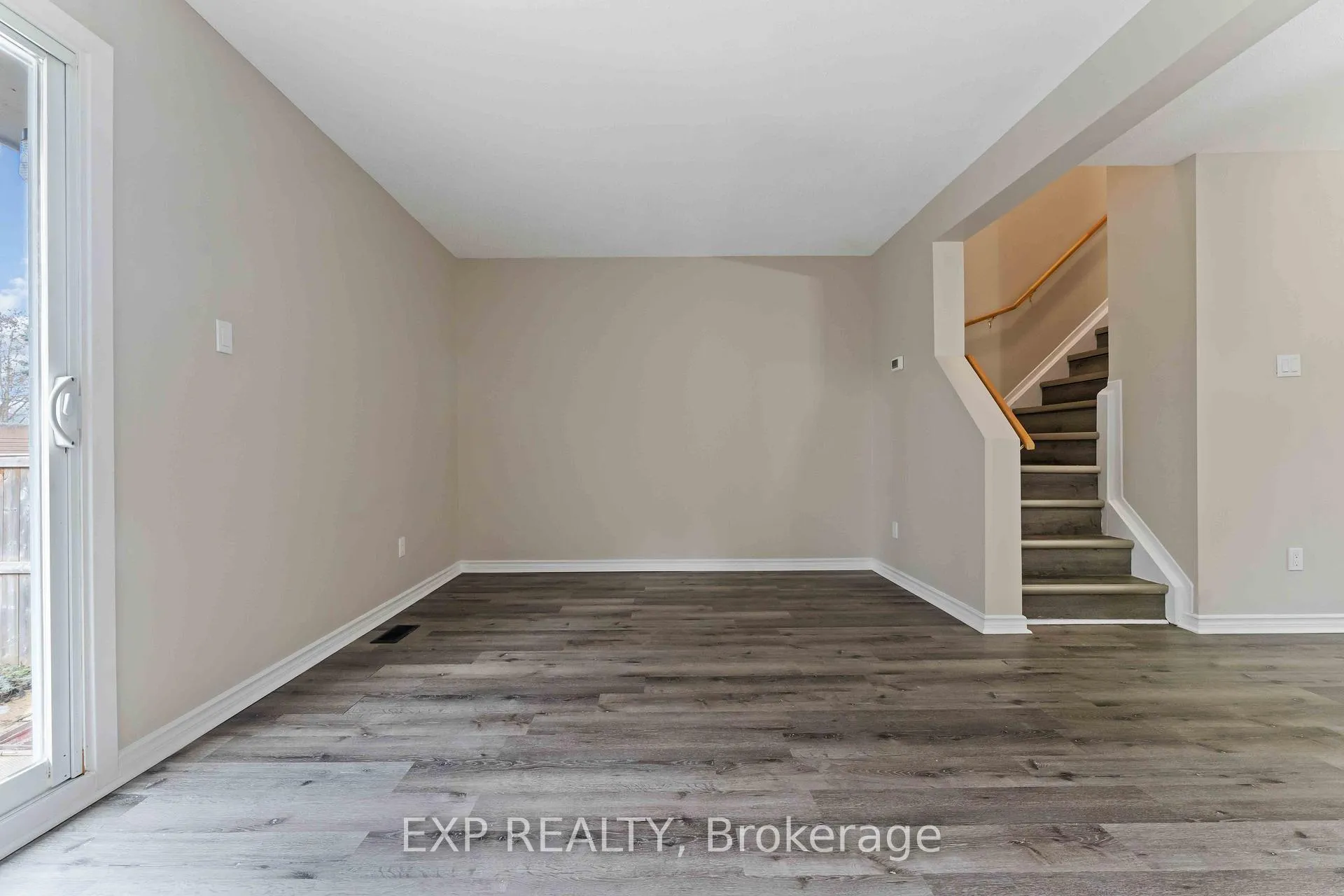 Photo 6 of Unit 25, 2659 Pimlico Crescent, Ottawa, Emerald Woods/Sawmill Creek — HOMEH