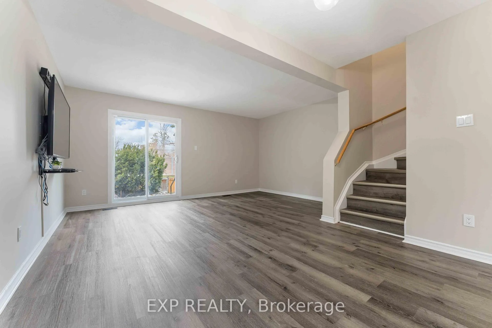 Photo 9 of Unit 25, 2659 Pimlico Crescent, Ottawa, Emerald Woods/Sawmill Creek — HOMEH