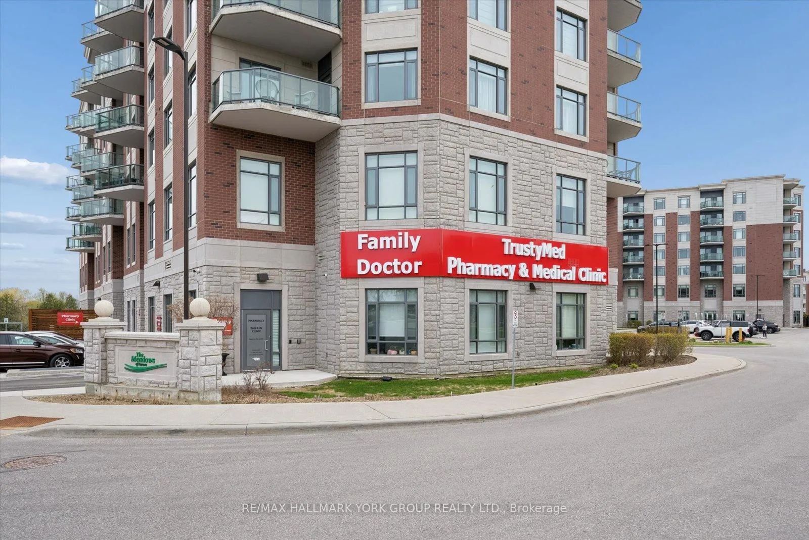 Photo 4 of Unit 402, 460 William Graham Drive, Aurora, Rural Aurora — HOMEH