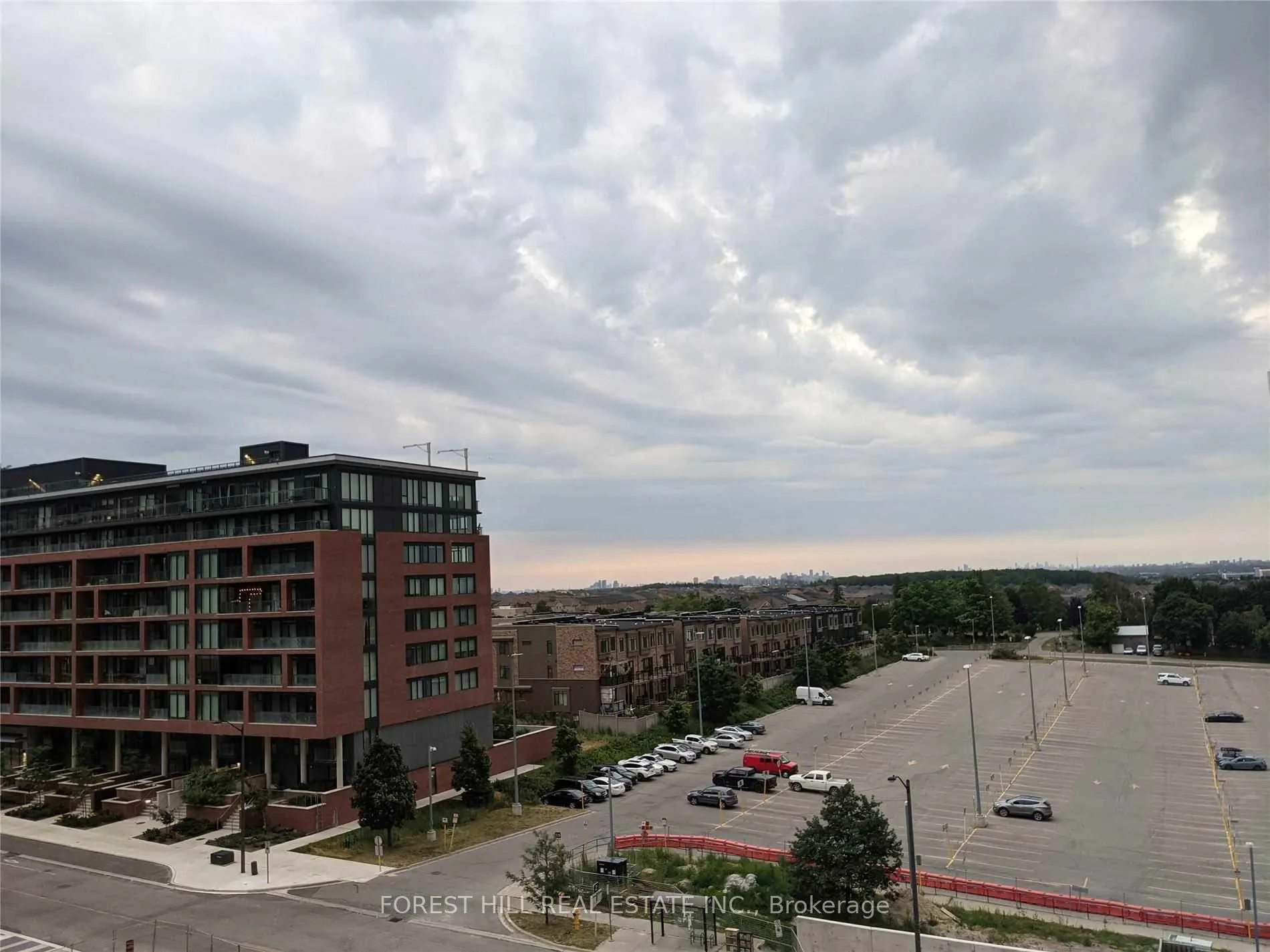Photo 9 of Unit 503, 120 Eagle Rock Way, Vaughan, Rural Vaughan — HOMEH
